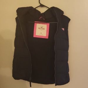Hollister med. Softdown zipup vest